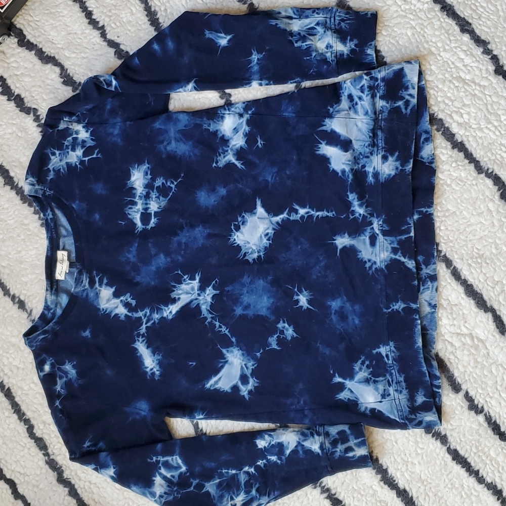Lightweight sweatshirt,  size Small